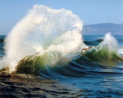 Crashing Wave Picture Ocean Scenery Nature Wall Decor Art Print Poster (16x20)