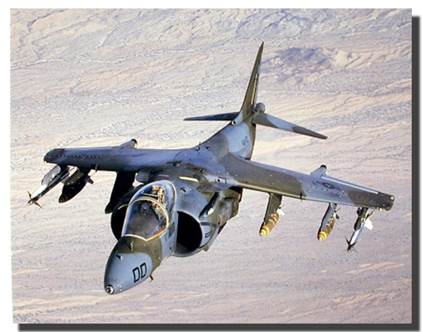 Impact Posters Gallery Military Aviation AV-8B Harrier II Jet Aircraft Wall Decor Art Print Picture Poster (16x20)
