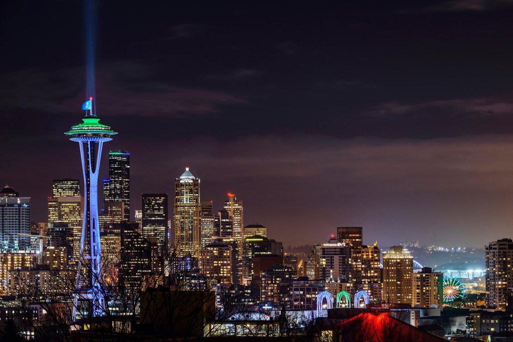 Illuminated Cityscape Seattle Washington Photo Photograph Cool Wall Decor Art Print Poster 18x12