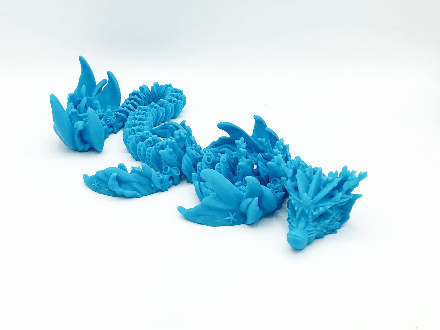 3D Printed Articulated Flexi Coral Sea Dragon Fidget Toy (Small, Cyan)