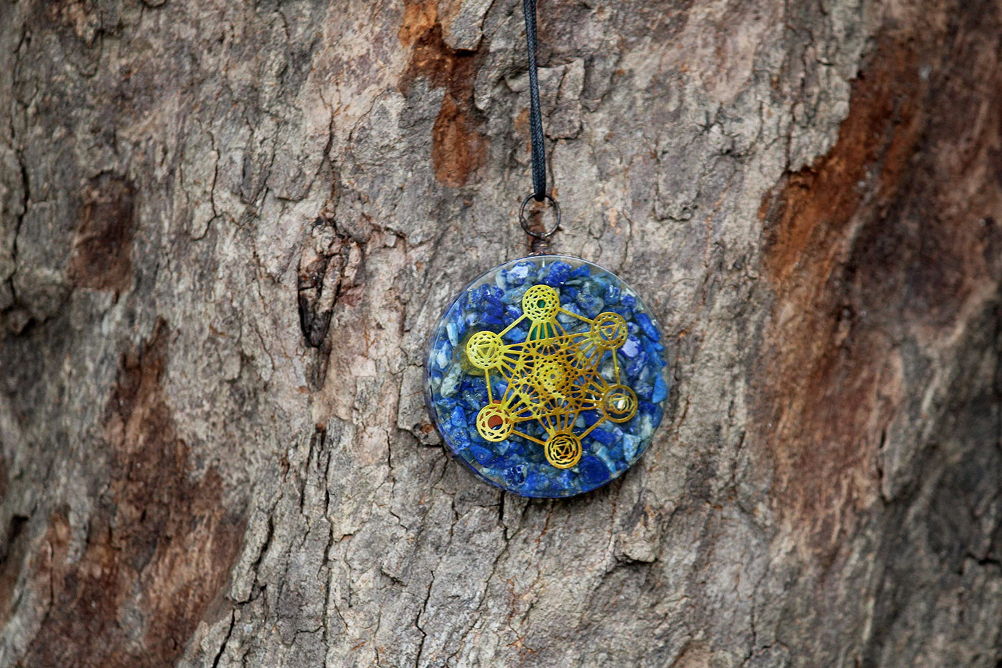 Jet Energized Handmade Lapis Orgone Chakra Pendant Metatron's Cube Merkaba Round 2 inch approx. Prosperity Mental Peace EMF Protection Crystal Therapy Booklet IMAGE IS JUST A REFERENCE